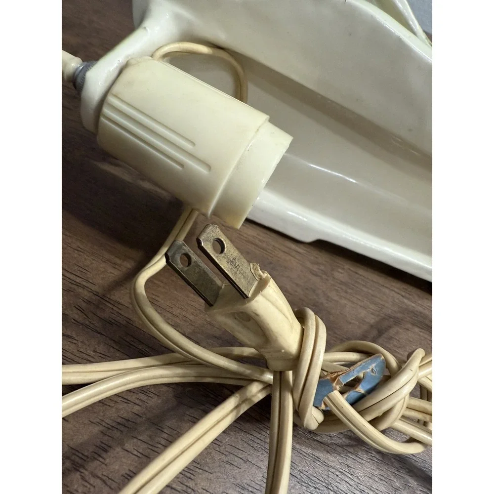 Duc Duc vintage lamp